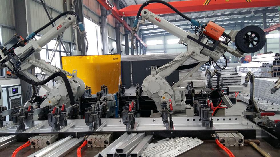 鋁模板自動(dòng)化焊接 (2).jpg 鋁模板自動(dòng)化焊接 (2).jpg